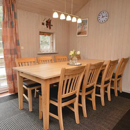 Stunning In With Kitchen Blavand